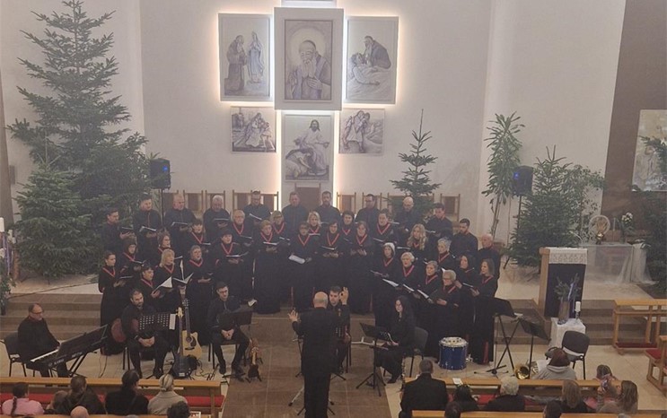 Koncert Mješovitog pjevačkog zbora "INA" u Župi Ljubljanica-Voltino